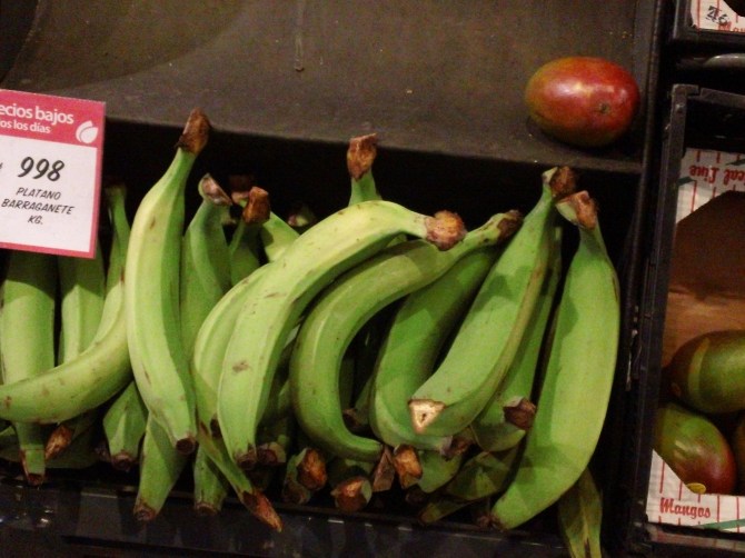 Plátano(Barraganete) and other South American Fruit
